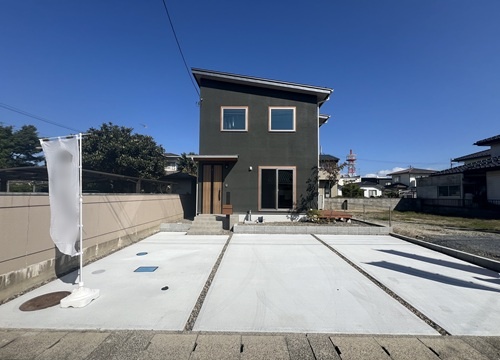 大河原町字新南　新築戸建のサムネイル