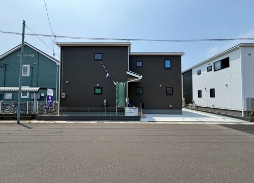 岩沼市中央4丁目I　全3棟のサムネイル