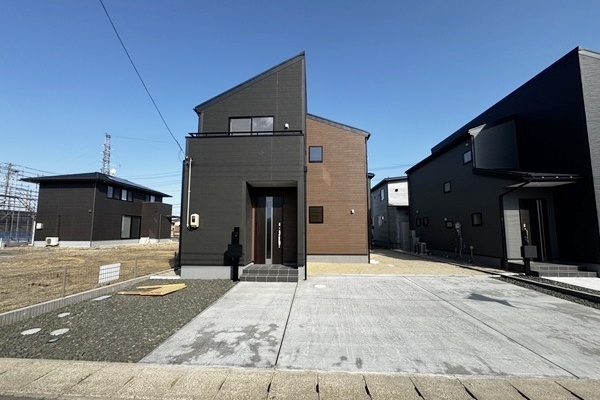 柴田町船岡新栄1丁目　全2棟
